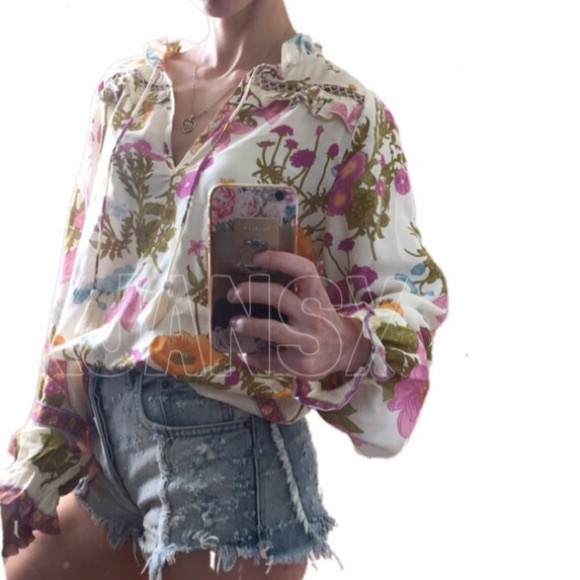 Bohemian Floral Blouse - Picture 6 of 8